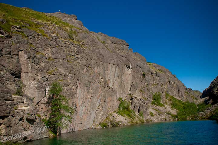 Information and photos of Khibiny Mountains tundra. Highest point of Kola Peninsula Russian Lapland. Geologists Ramzai and Fersman minerals